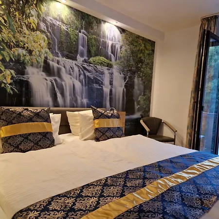 Отель Paidion 3*